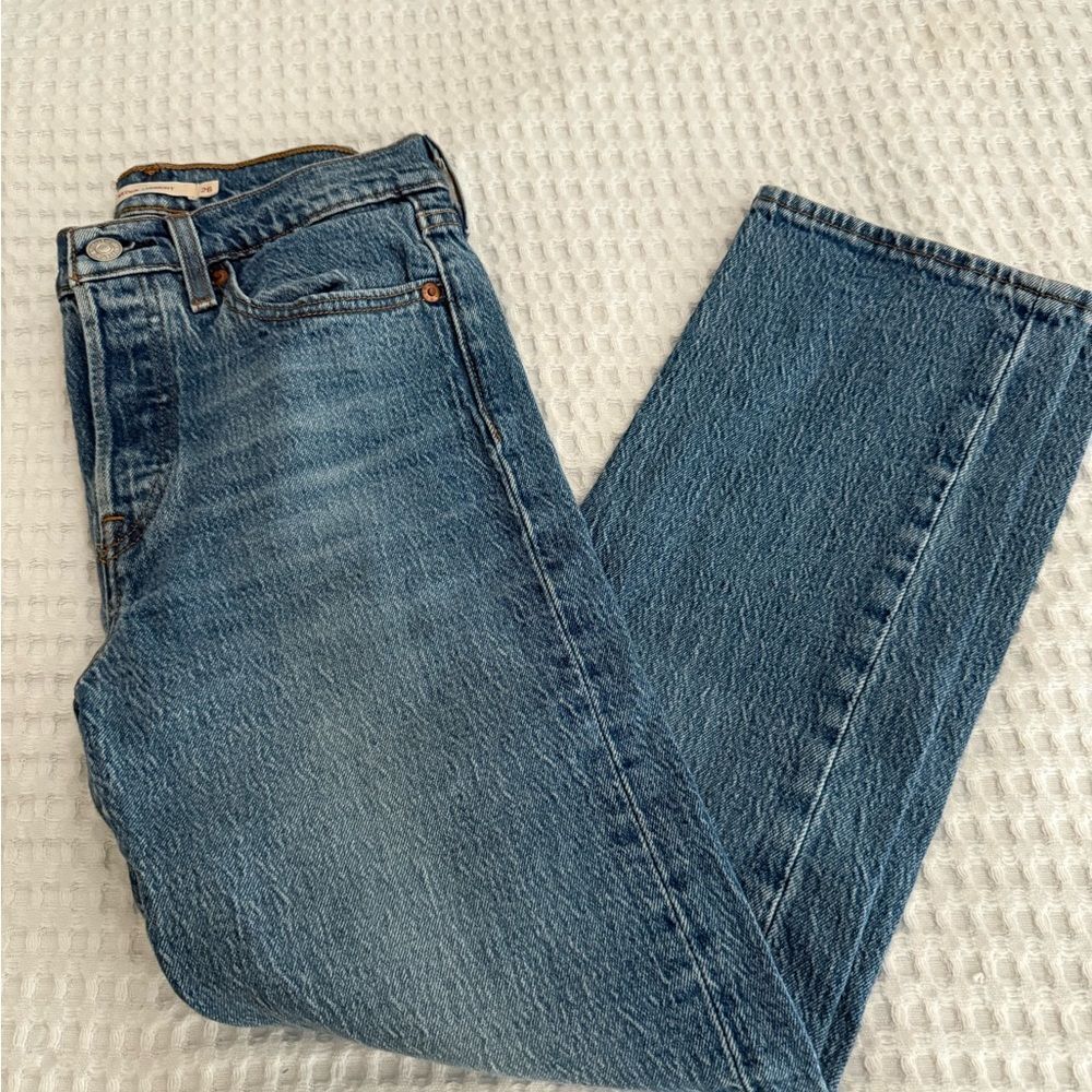 Levi’s Strauss Wedgie Straight Blue Denim Jeans size 26